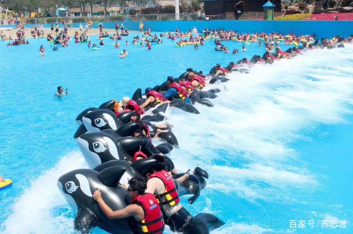 人工造浪在水上樂園設(shè)備中的重要性